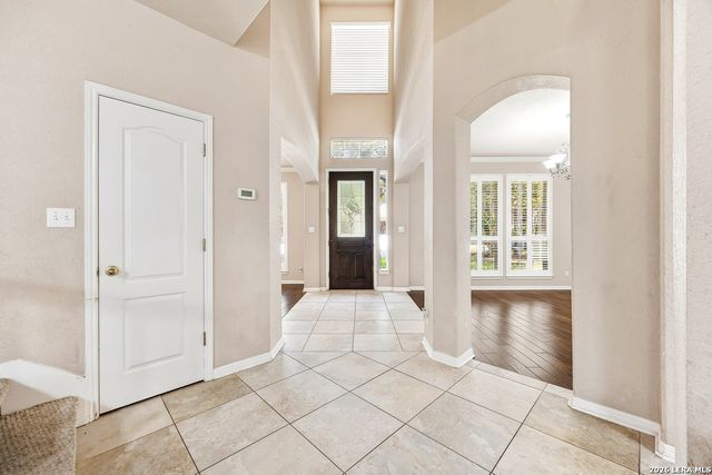 504 FAULKNER DR, Schertz, TX 78154