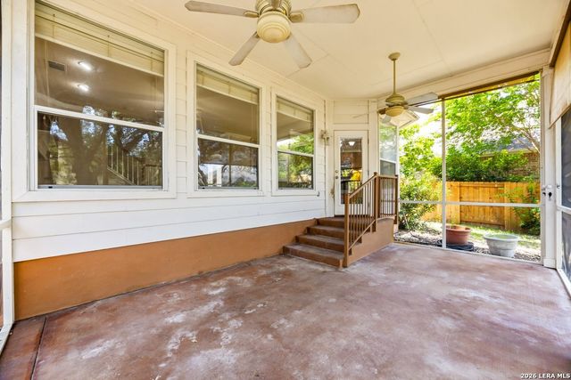 504 FAULKNER DR, Schertz, TX 78154