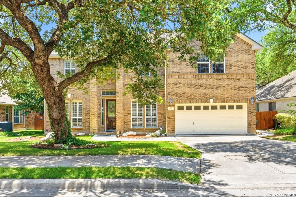 504 FAULKNER DR, Schertz, TX 78154