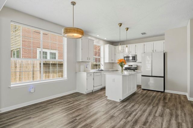 1211 Lamplight Trail Drive, Katy, TX 77450