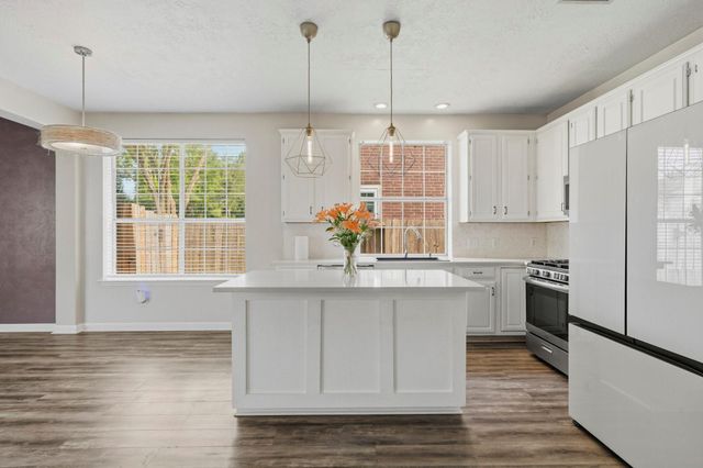 1211 Lamplight Trail Drive, Katy, TX 77450