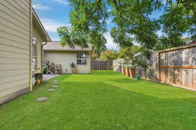 1211 Lamplight Trail Drive, Katy, TX 77450