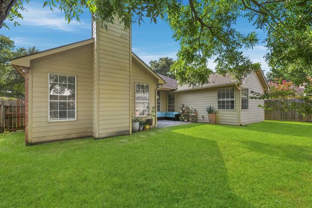 1211 Lamplight Trail Drive, Katy, TX 77450