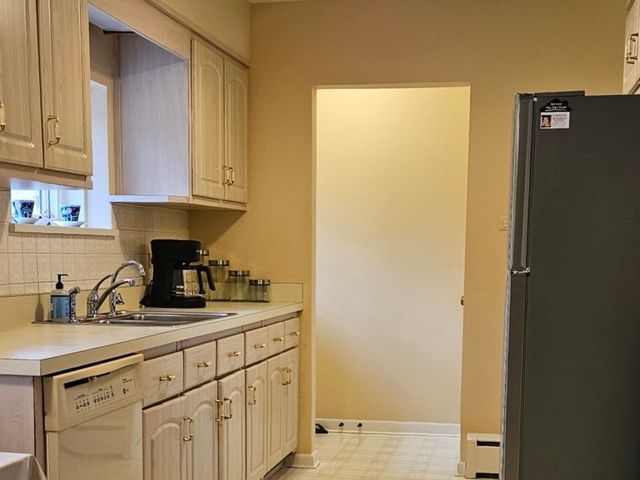 3700 Woodland Lane, Downers Grove, IL 60515