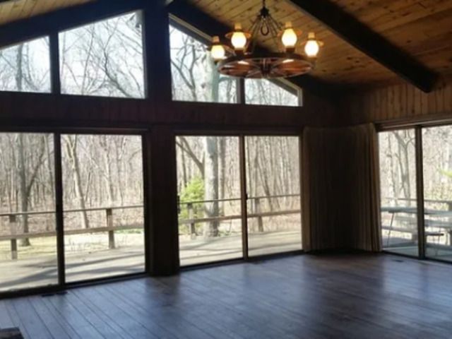 3700 Woodland Lane, Downers Grove, IL 60515