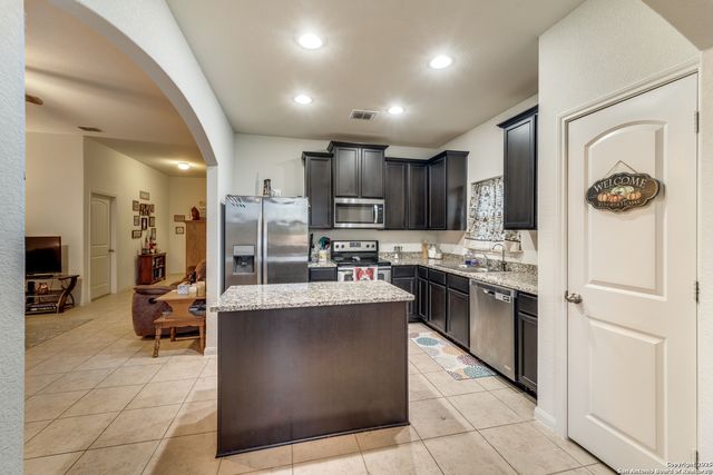 304 Amaryllis, New Braunfels, TX 78132