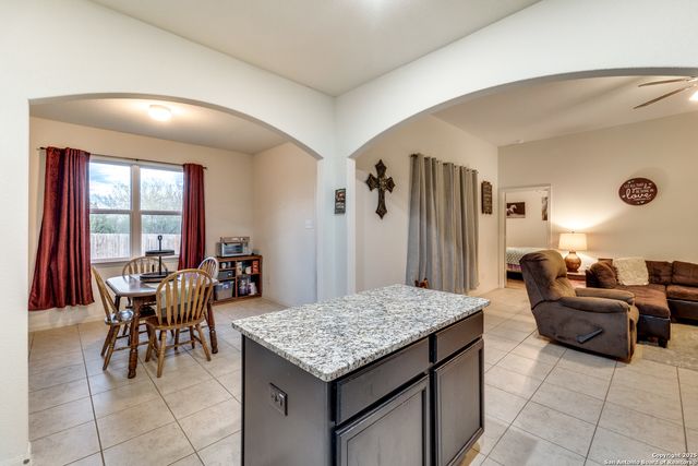 304 Amaryllis, New Braunfels, TX 78132