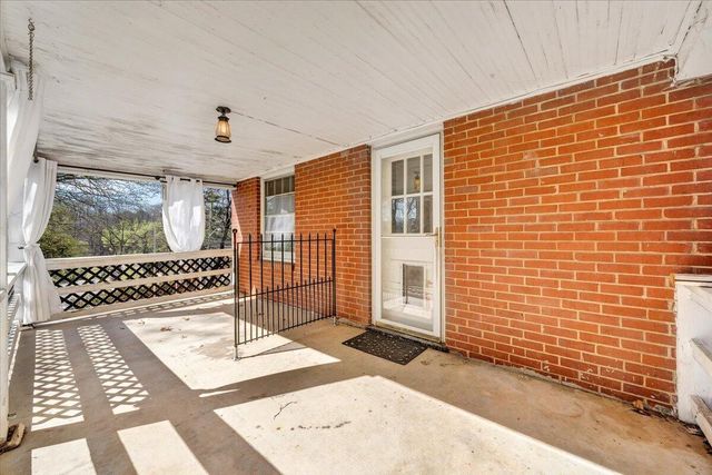 831 Windsor AVE, Roanoke, VA 24015