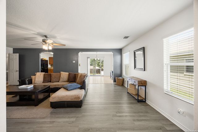 25231 CAMBRIDGE WL, San Antonio, TX 78261
