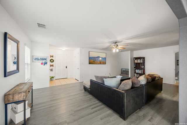 25231 CAMBRIDGE WL, San Antonio, TX 78261