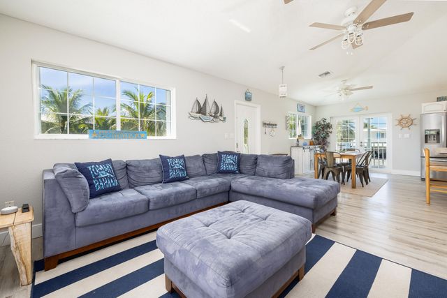 S 18 Bounty Lane, Key Largo, FL 33037