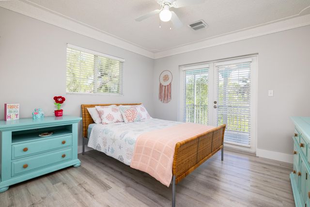 S 18 Bounty Lane, Key Largo, FL 33037