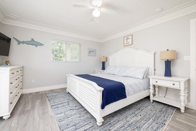 S 18 Bounty Lane, Key Largo, FL 33037