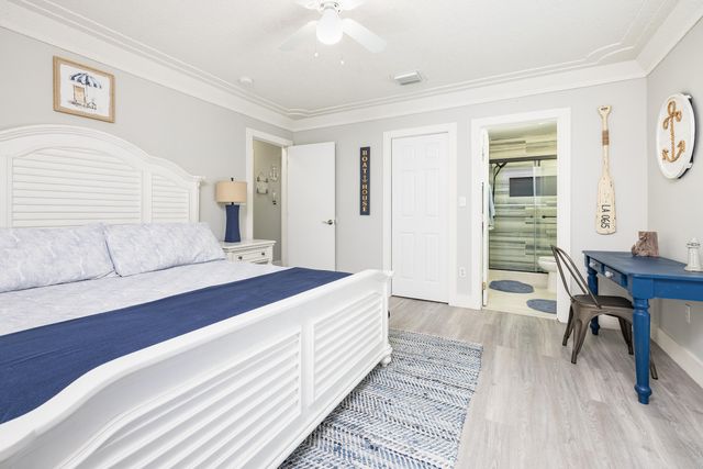 S 18 Bounty Lane, Key Largo, FL 33037