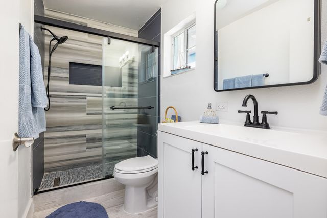 S 18 Bounty Lane, Key Largo, FL 33037