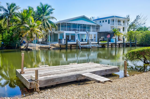 S 18 Bounty Lane, Key Largo, FL 33037