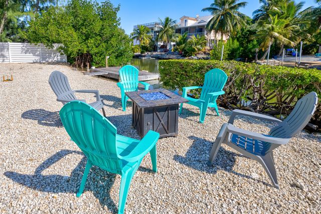 S 18 Bounty Lane, Key Largo, FL 33037