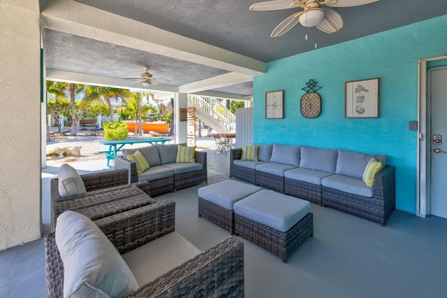 S 18 Bounty Lane, Key Largo, FL 33037