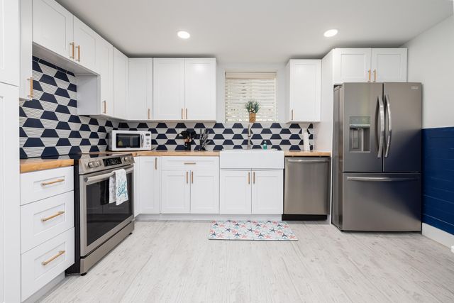 S 18 Bounty Lane, Key Largo, FL 33037