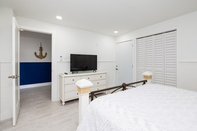 S 18 Bounty Lane, Key Largo, FL 33037