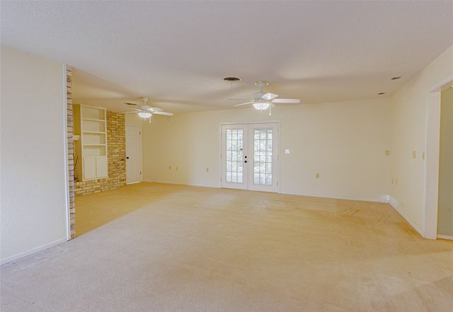 1103 Miller Street, Bowie, TX 76230