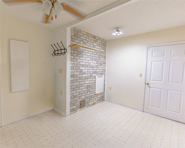 1103 Miller Street, Bowie, TX 76230