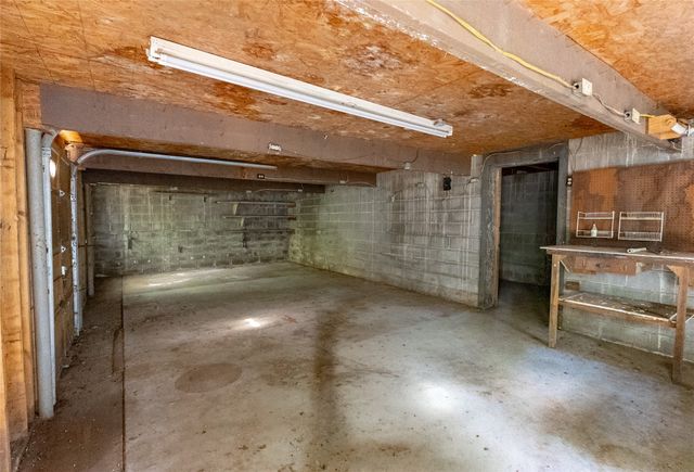 1103 Miller Street, Bowie, TX 76230