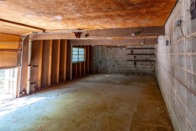 1103 Miller Street, Bowie, TX 76230