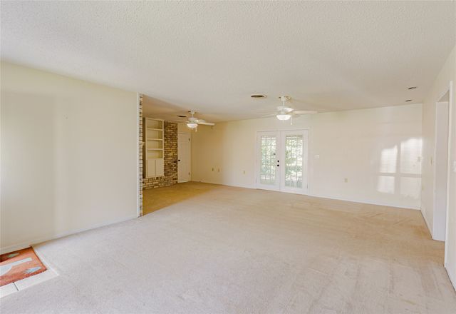 1103 Miller Street, Bowie, TX 76230