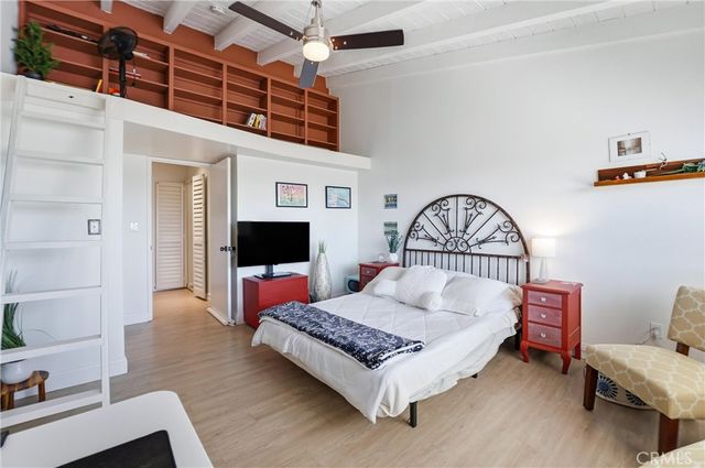2112 Warfield 10, Redondo Beach, CA 90278