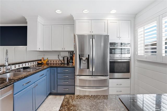 2112 Warfield 10, Redondo Beach, CA 90278