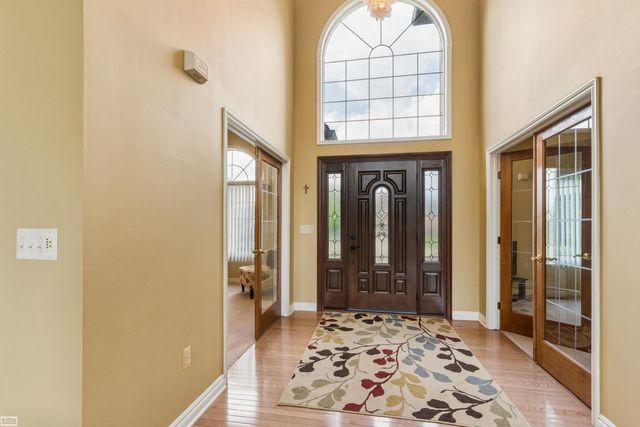 14777 Sparrow Drive, Shelby Twp, MI 48315