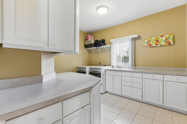 14777 Sparrow Drive, Shelby Twp, MI 48315