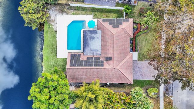 1380 NW 93rd Terrace, Plantation, FL 33322