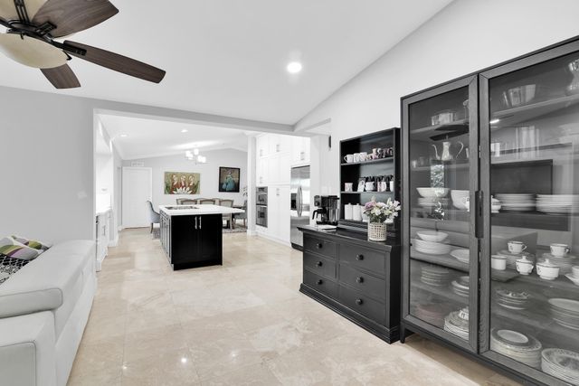 1380 NW 93rd Terrace, Plantation, FL 33322