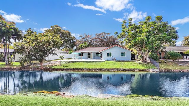 1380 NW 93rd Terrace, Plantation, FL 33322