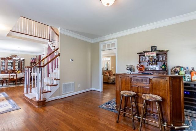 706 Kanawah RN, Yorktown, VA 23693