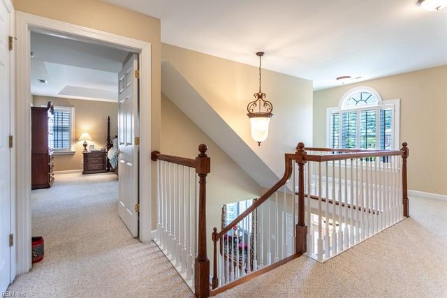 706 Kanawah RN, Yorktown, VA 23693