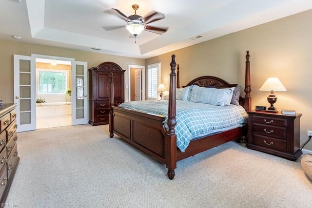 706 Kanawah RN, Yorktown, VA 23693