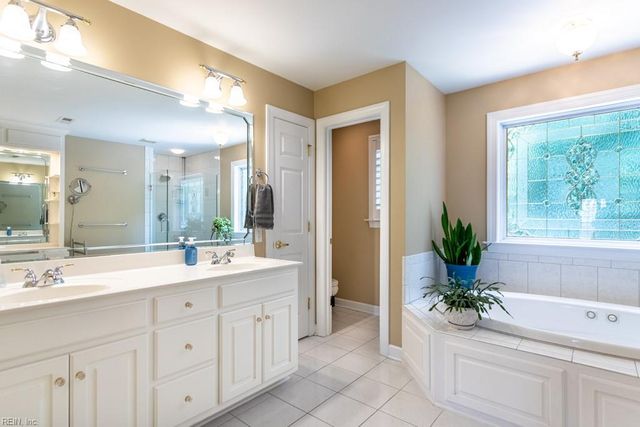 706 Kanawah RN, Yorktown, VA 23693