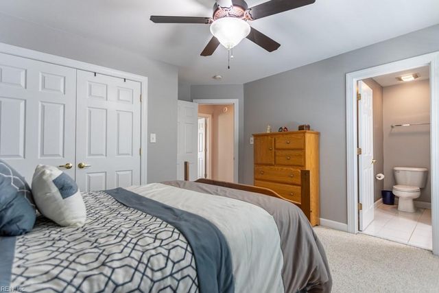 706 Kanawah RN, Yorktown, VA 23693
