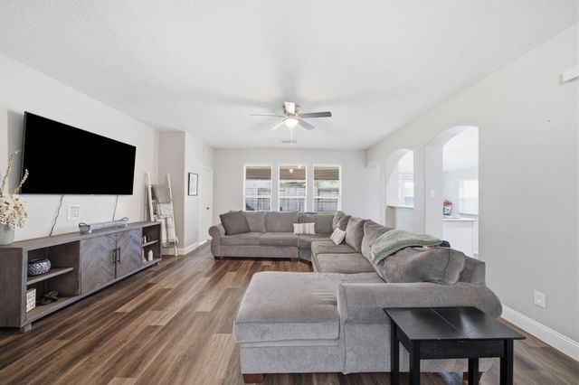 5315 Silver Oak Drive, Pasadena, TX 77505