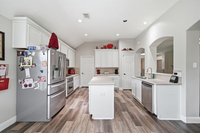 5315 Silver Oak Drive, Pasadena, TX 77505