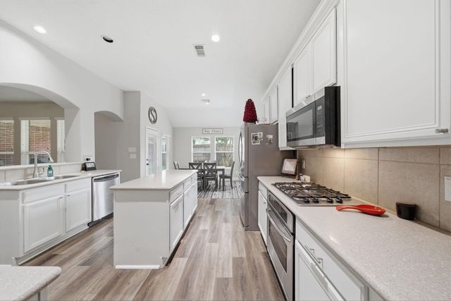 5315 Silver Oak Drive, Pasadena, TX 77505
