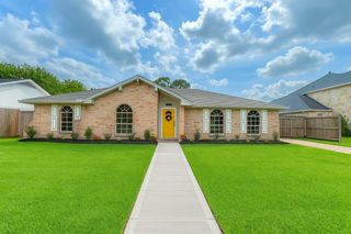 963 Marcella Street, Houston, TX 77091