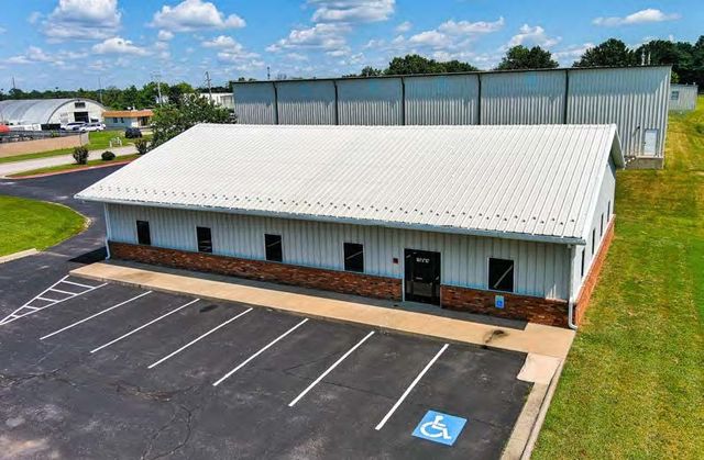 1821 S 1st Street, Rogers, AR 72756