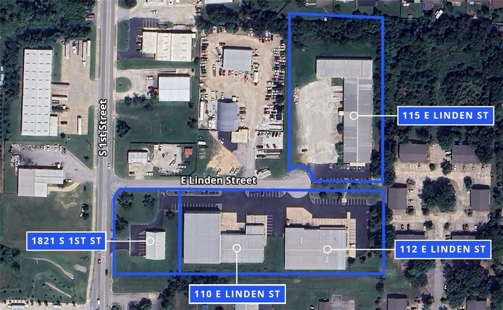 1821 S 1st Street, Rogers, AR 72756