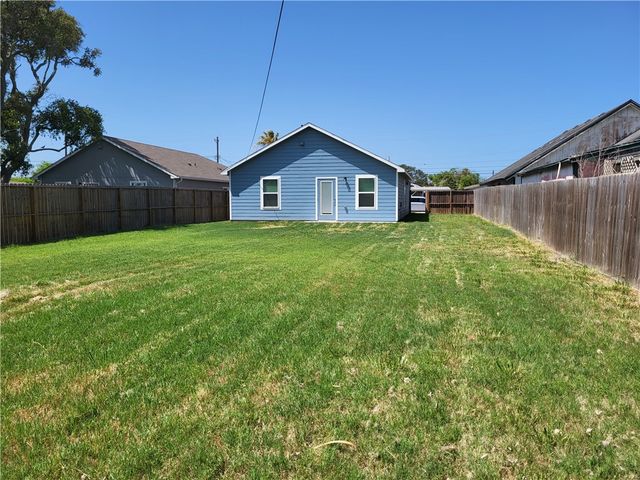 433 Webb St, Corpus Christi, TX 78418