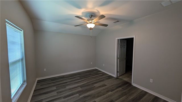 433 Webb St, Corpus Christi, TX 78418