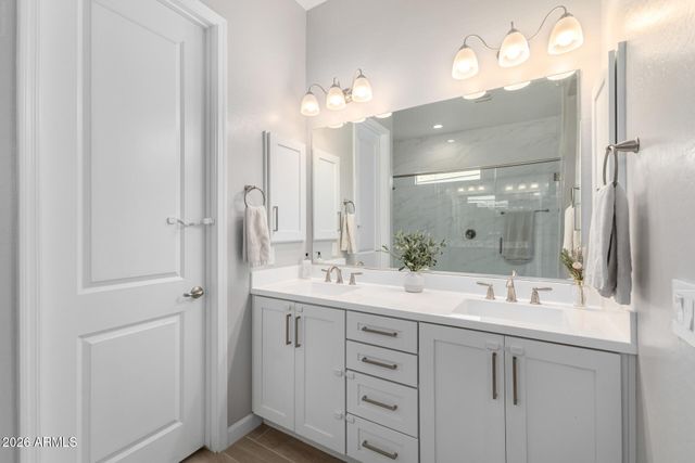 2314 E QUESTA Drive, Phoenix, AZ 85024